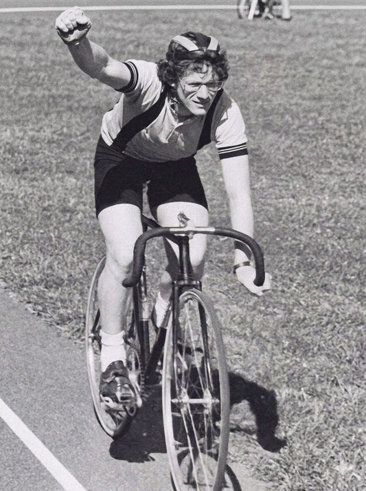 The longest distance by an Australian Professional Junior Cyclist in 24 hours